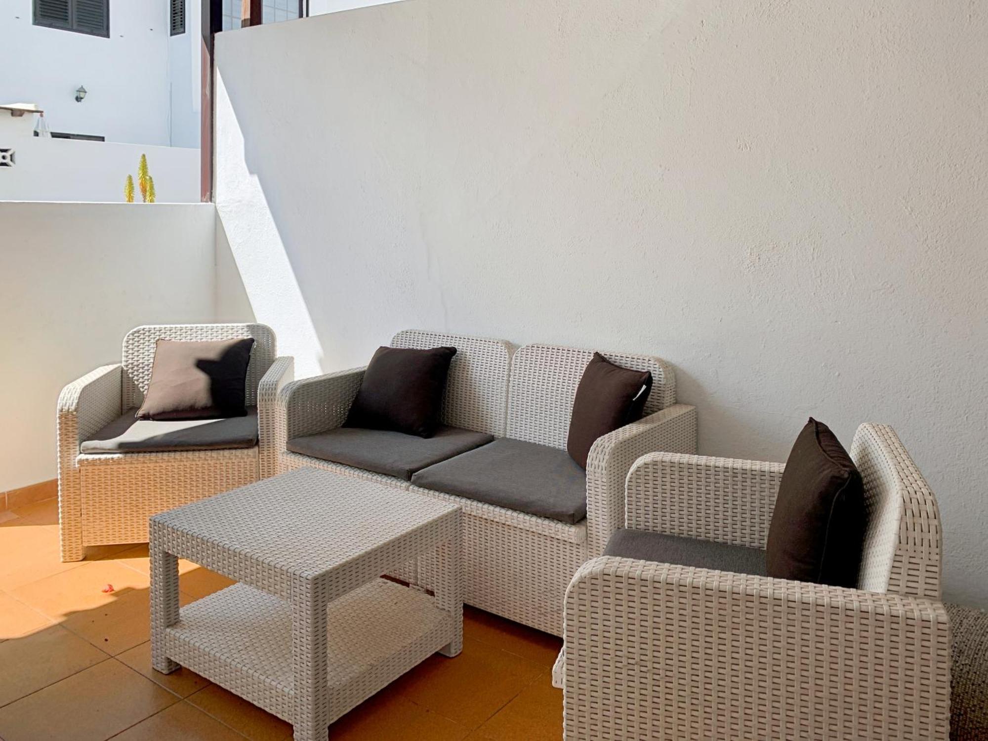 Habitaciones Privadas Cerca De La Playa Y Aeropuerto En Casa Compartida Con Otros Huespedes Плайя-Онда Экстерьер фото