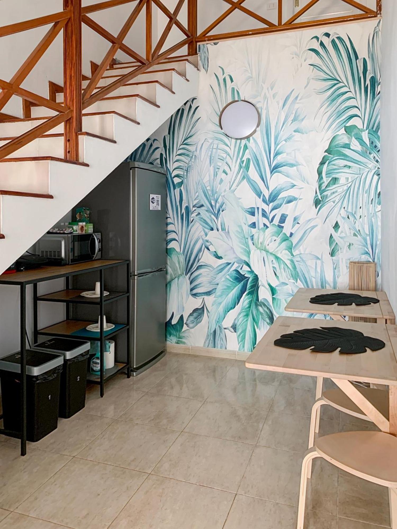 Habitaciones Privadas Cerca De La Playa Y Aeropuerto En Casa Compartida Con Otros Huespedes Плайя-Онда Экстерьер фото