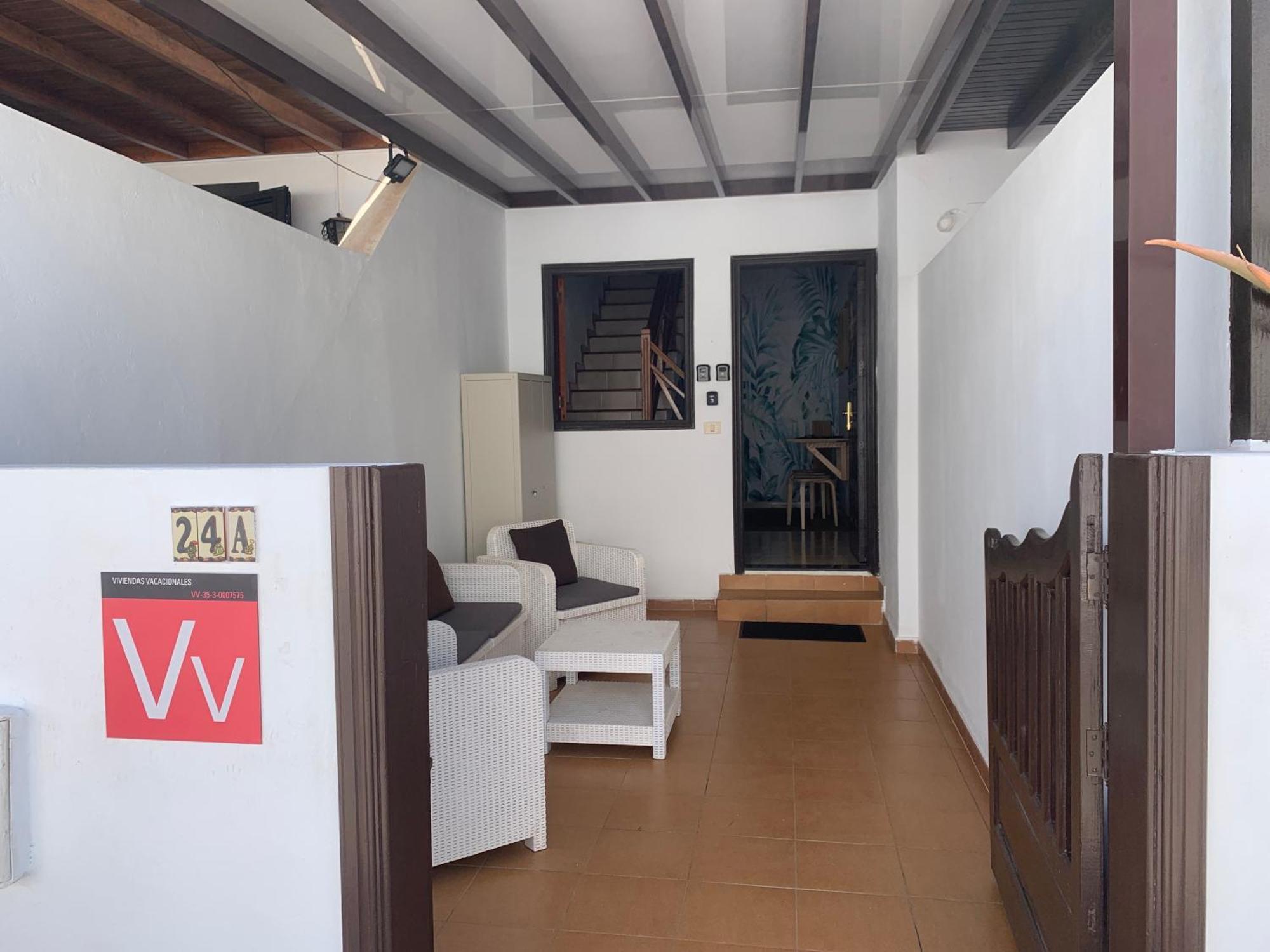 Habitaciones Privadas Cerca De La Playa Y Aeropuerto En Casa Compartida Con Otros Huespedes Плайя-Онда Экстерьер фото